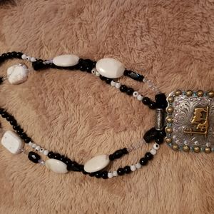 Western chunky necklace with pendant